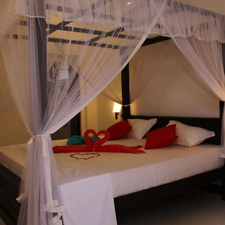 Turtle Reef Guest Bed & Breakfast Mirissa Luaran gambar